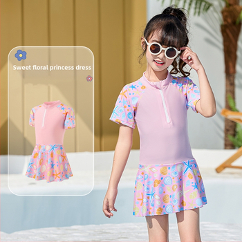 Μαγιό για κορίτσια με φλοράλ σχέδιο, μαλακό και αναπνεύσιμο, ένα κομμάτι με μισό φερμουάρ, κοντά μανίκια, κάτω μέρος με φούστα