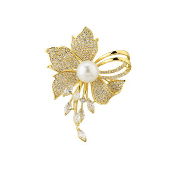 Brooch με φλοράλ σχέδιο, μεταλλική και με διαμάντια — αξεσουάρ διακόσμησης και δώρων