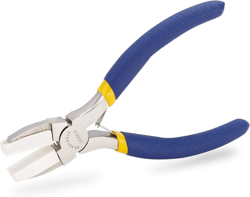 Ékszerfogó, szénacél, korrózióálló, síkcsapos, műanyag végződéssel, DIY ékszerkészítéshez és javításhoz