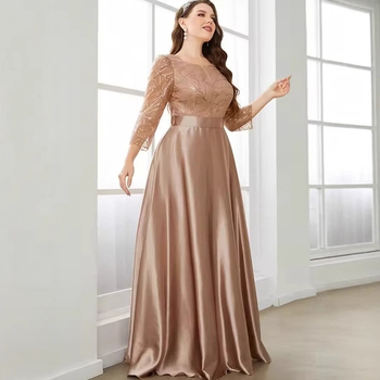 Vakarinė suknelė su ilgu sijonu, liemens linija vidutinė, reguliarūs rankogaliai, U formos kaklo iškirptė