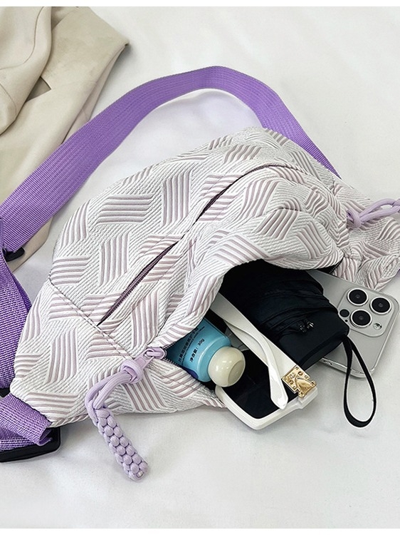 Moteriška pečių rankinė miesto paprasto stiliaus, nailonas, trimatė siluetas, užtrauktukas atidaromas, poliesterio pamušalas