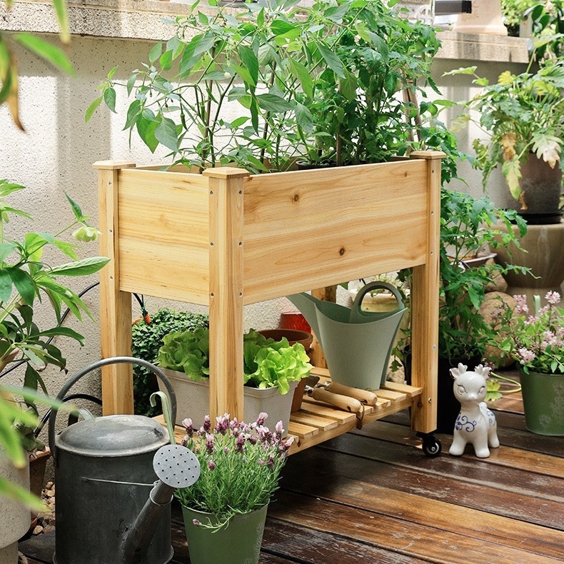 Két szintes mozgatható fa virágtartó kültéri ültetéshez és erkélyhez