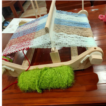 Medinės DIY audimo staklės – daugiafunkcinis rankų darbo žaislas paaugliams 7–14 metų