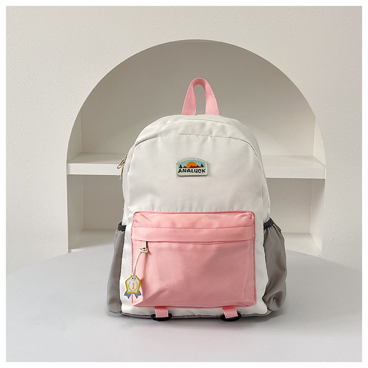 Unisex gyerek hátizsák Oxford anyagból, ultra könnyű és ellenálló, kapacitás 20 L alatt, görbült vállpántok