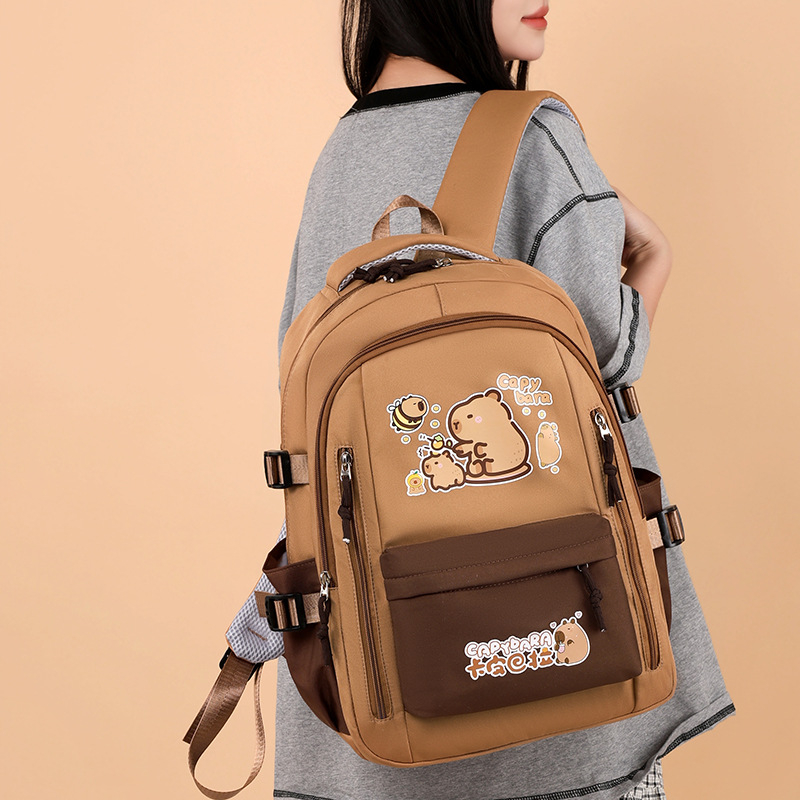 Capybara inspirirani unisex ranac, lagan, kapacitet 20–35 L, najlon vodootporan, za 10-inčni laptop, anime crtani uzorak