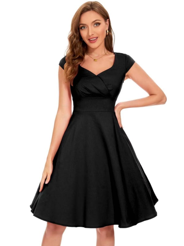 Φόρεμα με V-λαιμό, κοντά μανίκια, midi μήκος, σιλουέτα swing, πολυεστέρας 70–80%