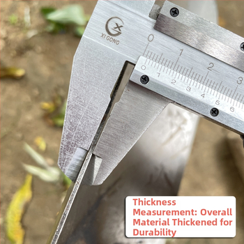 Ūkinė kastuvė su kvadratine mentele, medinė rankena, vidutinio anglies plieno korpusas, modelis 3833