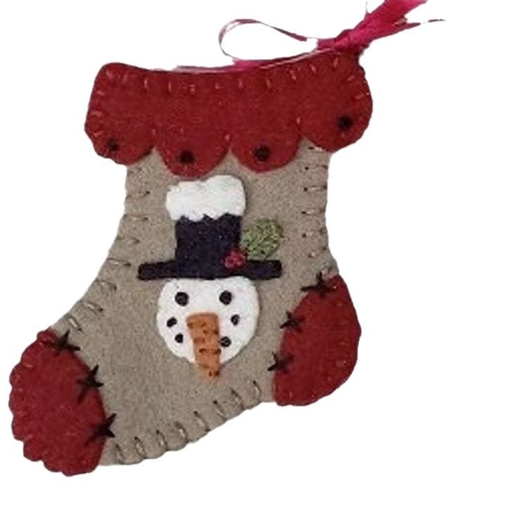 Υφασμάτινα χριστουγεννιάτικα στολίδια για δέντρο με μοτίβα χιονονιφάδας, κάλτσας και γαντιού — Κορεάτικό χειροποίητο κέντημα