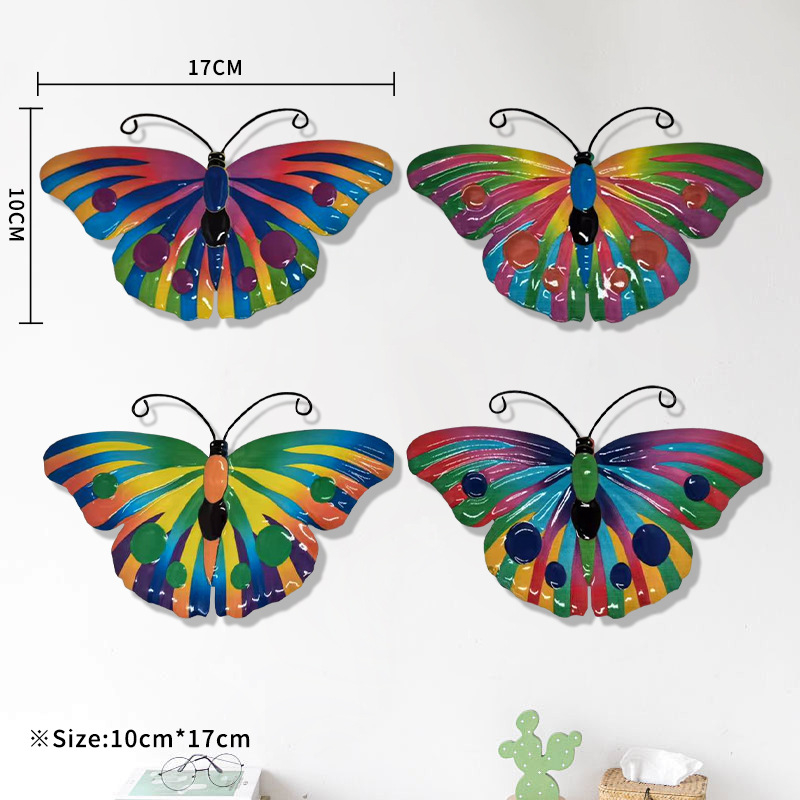 Vasból készült pillangó falidísz — állat témájú fém szobor, modern egyszerű stílus, otthonra, kertbe és irodába