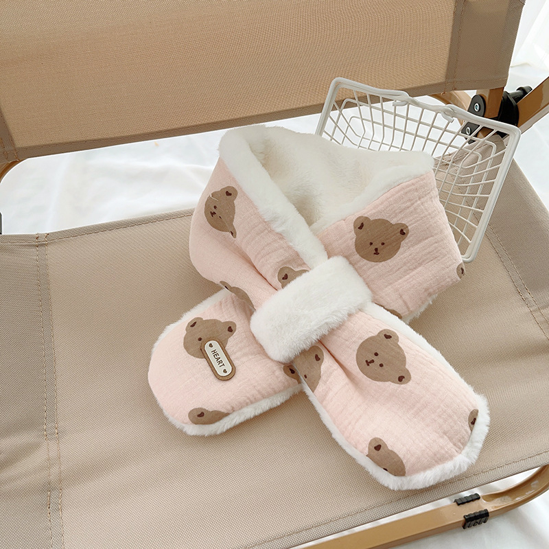 Šalikas iš medvilnės su pūkuota tekstūra, animacinių filmų raštas, stačiakampė forma, žiemos šiluma