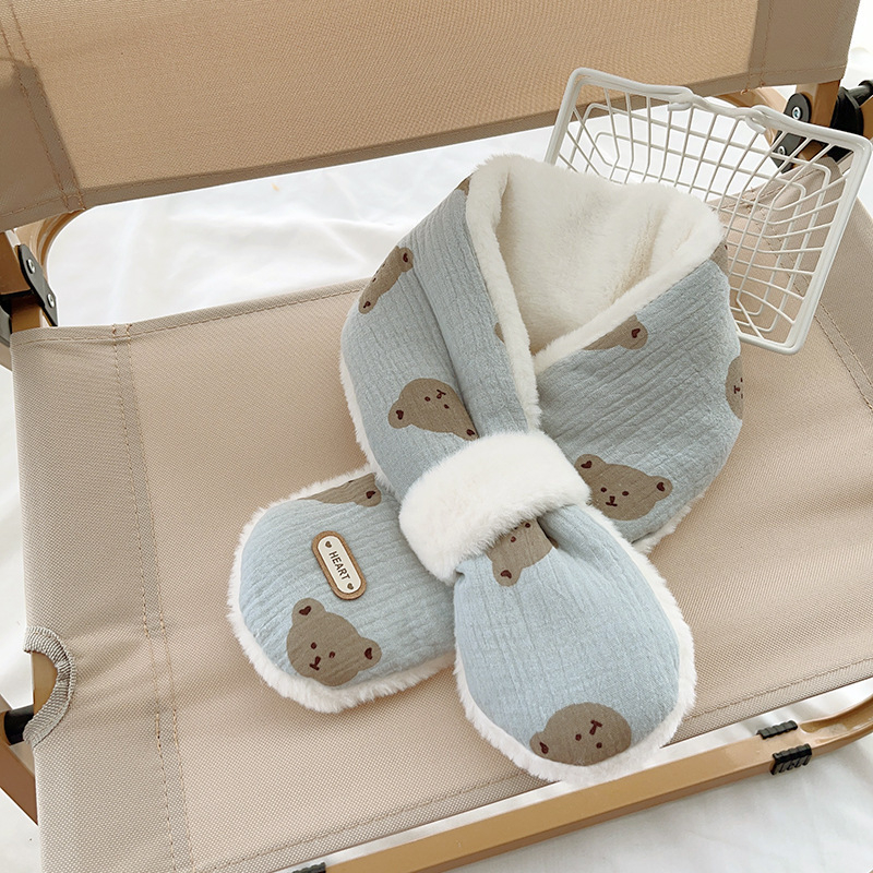 Šalikas iš medvilnės su pūkuota tekstūra, animacinių filmų raštas, stačiakampė forma, žiemos šiluma