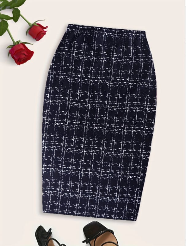 Bodycon рокля с райета и каре, боядисана полиестерна тъкан, микроеластична, лято 2025