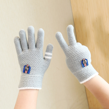 Gyerekek téli kesztyűi öt ujjal, kötött, fleece béléssel, akril szálból, 3–7 éveseknek