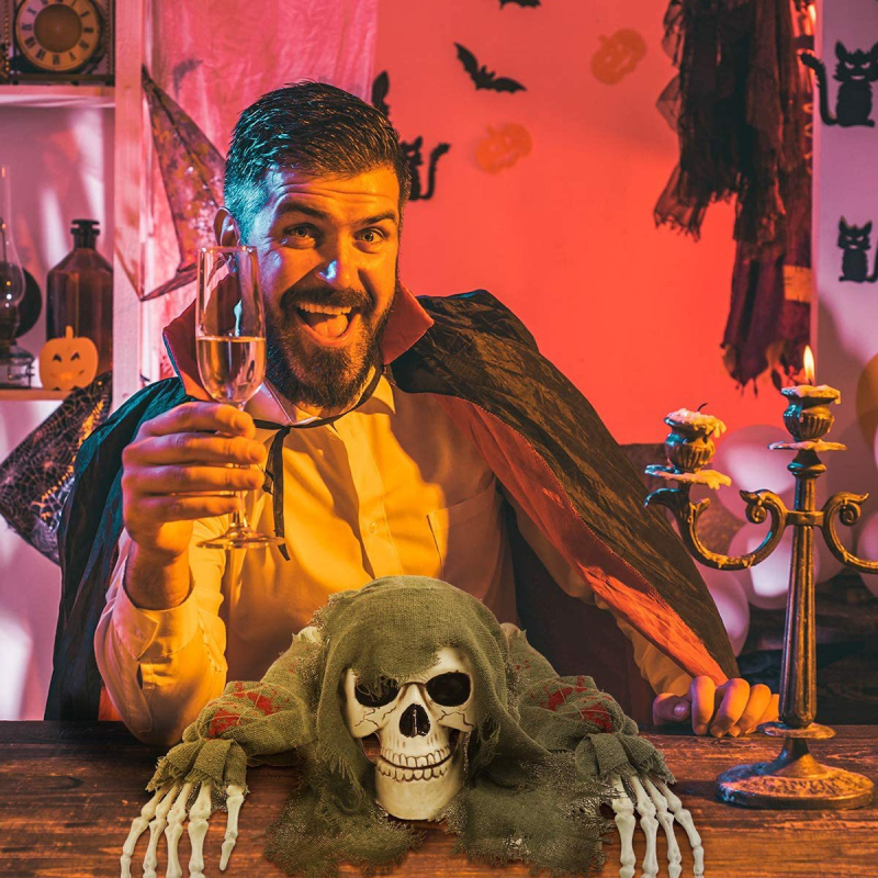 Halloween helyszíni dekoráció – háromrészes készlet csontváz fej, mászó szellem és élethű műanyag karok