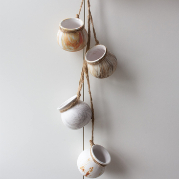 Κεραμική γλάστρα με κρεμαστό σχοινί κάνναβης — Πολυλειτουργική χρήση: τοίχος, τραπέζι, δάπεδο ή κρέμασμα; Στυλ: Απλή δημιουργικότητα; Εφαρμογές: γραφείο, σπίτι, μπαλκόνι κήπος