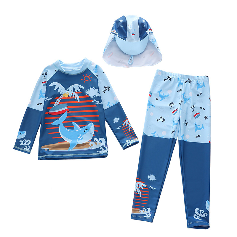 Gyerekeknek készült hosszú ujjú egyrészes fürdőruha fiúknak, 84% poliészter anyag, 98% poliészter bélés, 0–7 éveseknek.