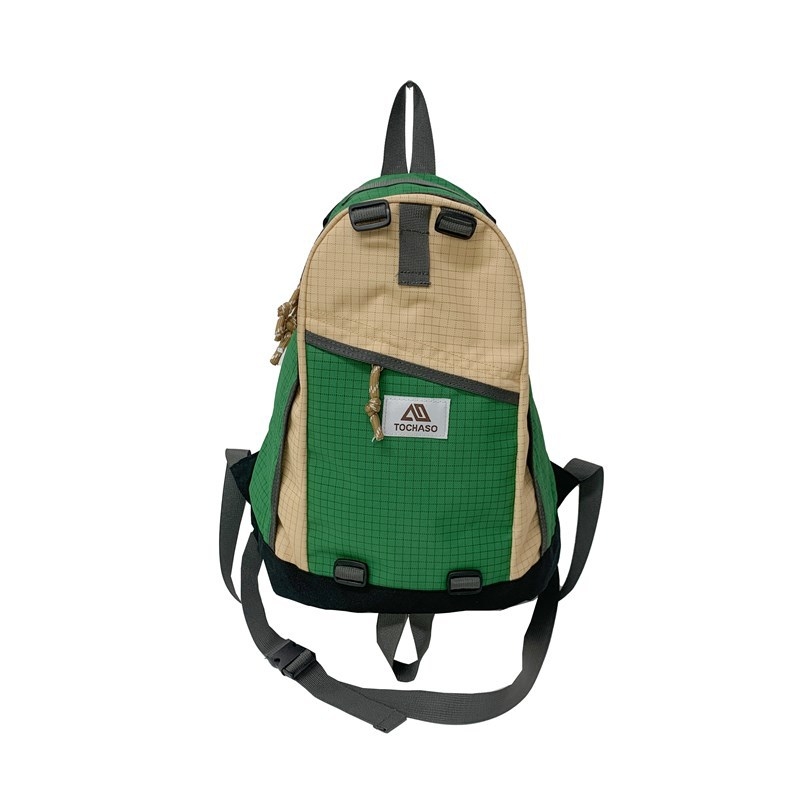 Gyerek hátizsák az óvodába — uniszex, nylonból, könnyű, gerincvédővel és görbült vállpántokkal, alkalmas iskolai használatra