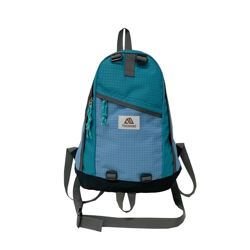 Gyerek hátizsák az óvodába — uniszex, nylonból, könnyű, gerincvédővel és görbült vállpántokkal, alkalmas iskolai használatra