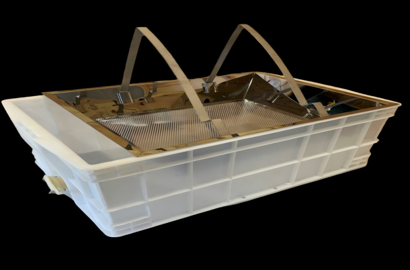 Плоча за рязане на мед от неръждаема стомана – 3-частен комплект с кутия за съхранение и кофа за мед Ango