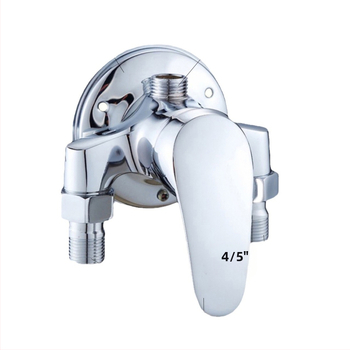 Paviršinis montuojamas trikampis dušo maišytuvas su karšto/šalto vandens mišiniu – 0–90°C diapazonas, darbinis slėgis 1,6 MPa, srautas 10 L/min