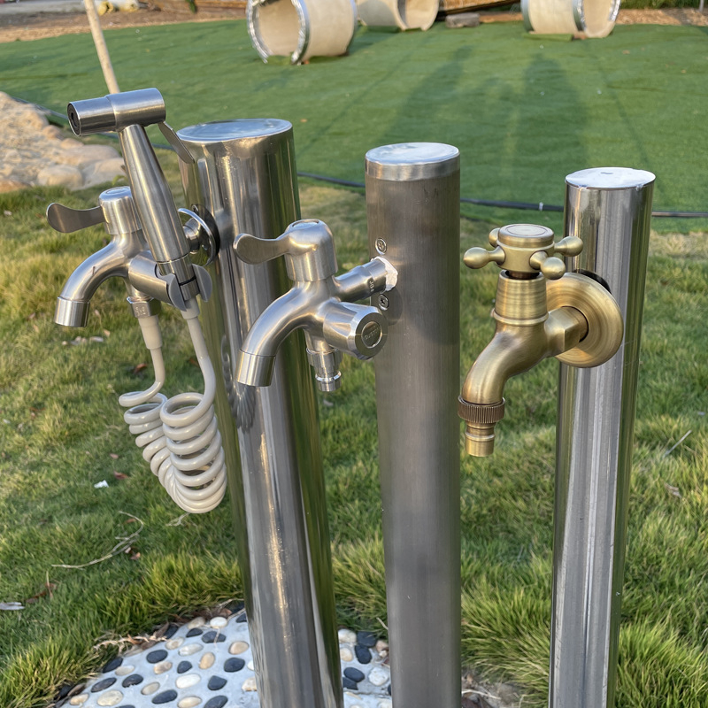 Εξωτερική βρύση σε στήλη από ανοξείδωτο χάλυβα, γρήγορο άνοιγμα, μοντέλο υψηλή κυκλική στήλη, άνοιγμα με κλειδί
