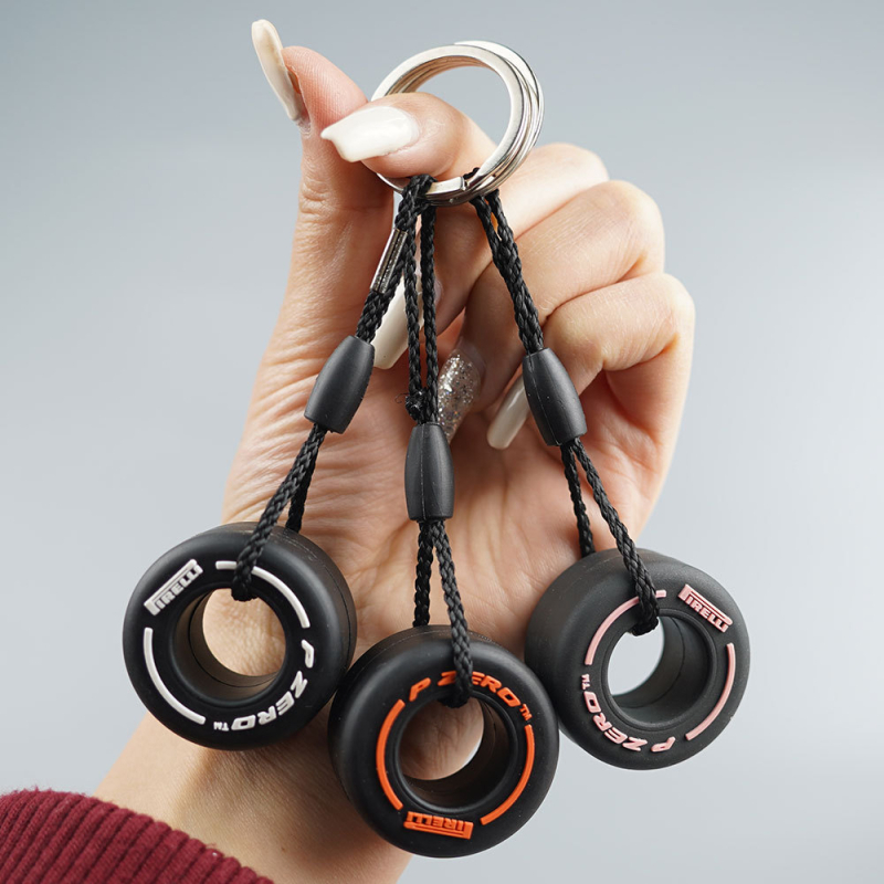 Ключодържател под формата на гума | PVC материал, творчески ключодържател за кола | модерен минималистичен стил, подходящ за подарък на двойки и приятели