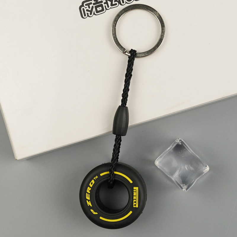 Ключодържател под формата на гума | PVC материал, творчески ключодържател за кола | модерен минималистичен стил, подходящ за подарък на двойки и приятели