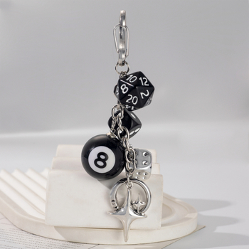 Κλειδοθήκη από ψευδάργύρο, σχέδιο με ζάρι 20 πλευρών και οκτώ μπίλιες μπιλιάρδου, σε εθνικό στυλ