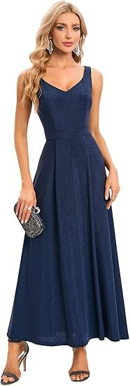 Stilinga vakarinė suknelė be rankovių su giliu V kaklo iškirpte ir aukštu skeltuku, poliesteris.