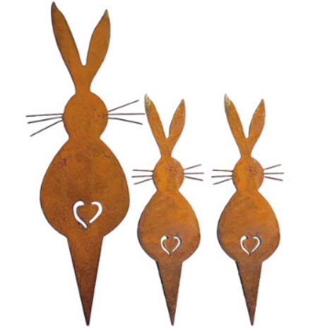 Kovácsoltvas kertdísz modern minimalist stílussal, virágtartó betéttel