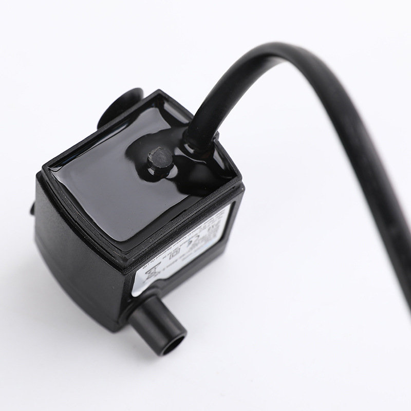 Pompa submersibilă Saiki pentru acvariu – material ABS, debit de apă silențios, stil scufundare, flux de apă ceramică și rășină