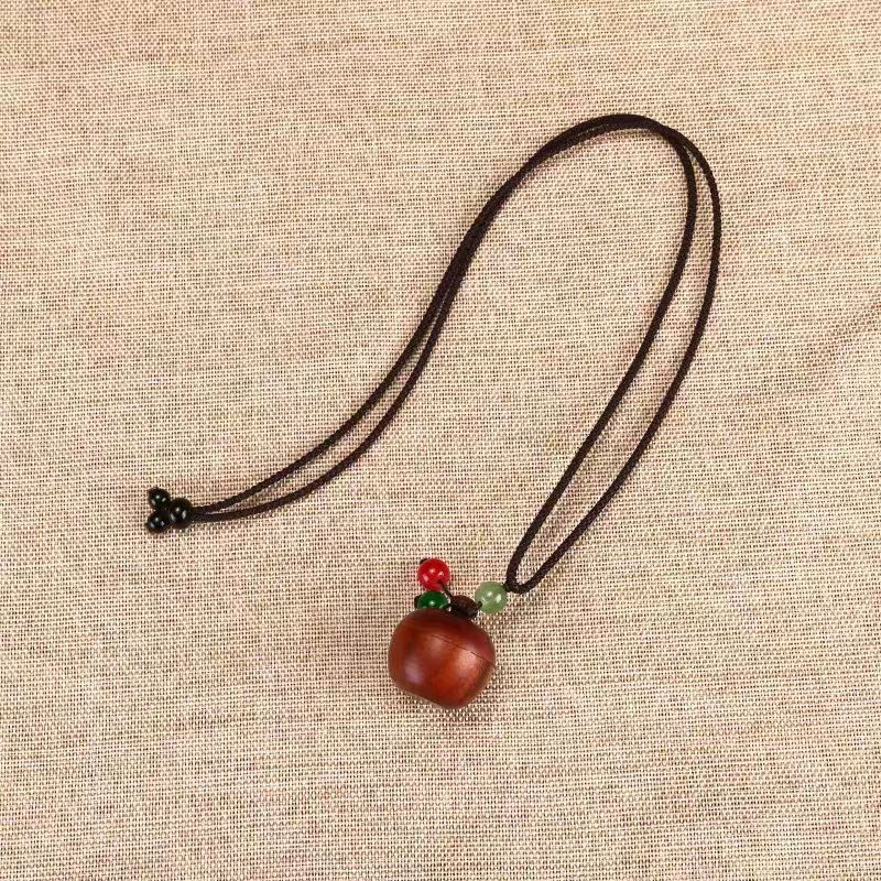 Etno-stílusú nyaklánc keresztlánccal, kézzel készített, medál kevert anyagból