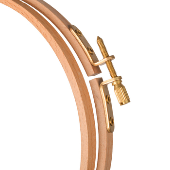 Ξύλινο πλαίσιο κεντήματος με ρυθμιζόμενες γωνίες – χειροποίητο εργαλείο για σταυροβελονιά