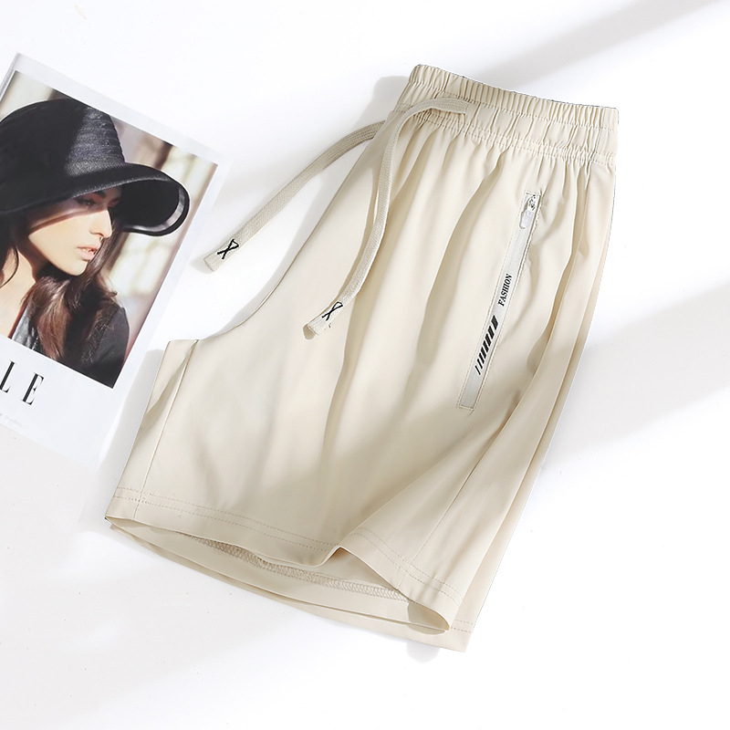 Nylon rövidnadrág jégselyem anyagból, gyors száradás, nagy rugalmasság, egyenes szabás