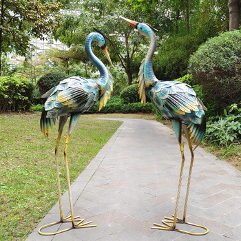 Kerti vasból készült állat díszek — modern minimalistikus stílus, öntési és félig kézi-félig gépi gyártás, kültéri speciális festék, magas hőmérsékletű kiégetés