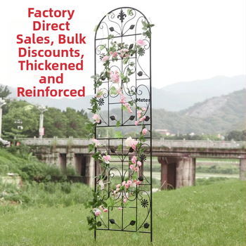 Μεταλλική βάση γλαστρών για αναρριχητικά φυτά — βάση δαπέδου, παραδοσιακό αγροτικό στυλ