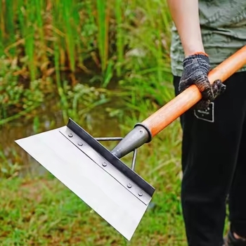 Mangano plieno sniego kastuvė su dantyta mentele, skirta žemės ūkiui, galvijų laikymui ir namų tvarkymui