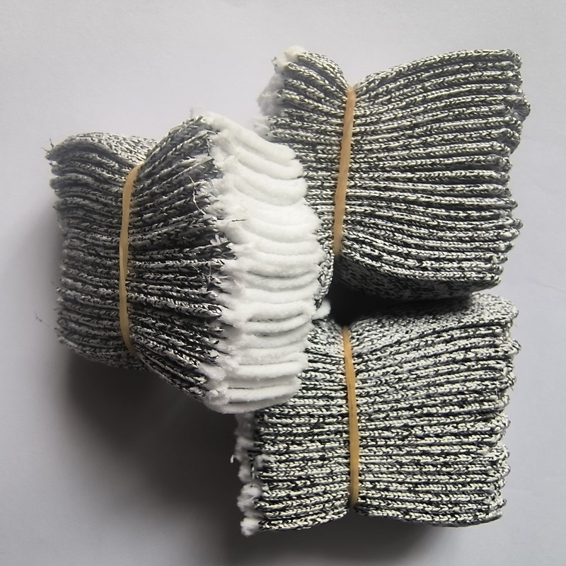 Нож за беритба на плодове и зеленчуци — малък резец за обиране на боб, череши, грозде и чушки; дизайн с щипков връх и нож за палец