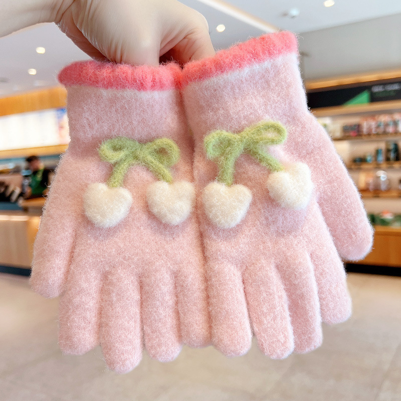 Mergaitėms megztos pirštinės – šiltos ir vėją sulaikančios, su penkiais pirštais, žiemos, pavasario ir rudens sezonams, amžius 6–12 metų