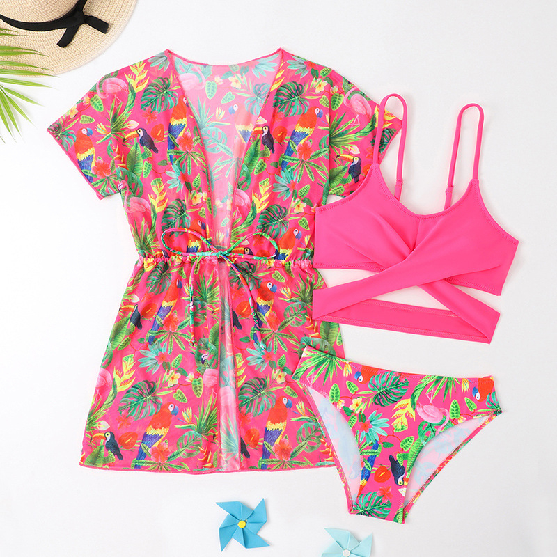 Háromrészes gyerek úszóruha készlet koreai-stílusú virágmintával, magas rugalmassággal (Poliészter anyag 200 g/m²; bélés: poliészter 18% elasztán; 3–12 éves lányok számára)