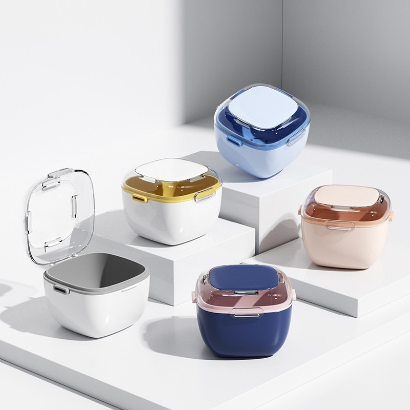 Nematomo breketų laikymo ir valymo dėžutė — nešiojama, suaugusiems, WY ženklas, talpa 120 vienetų