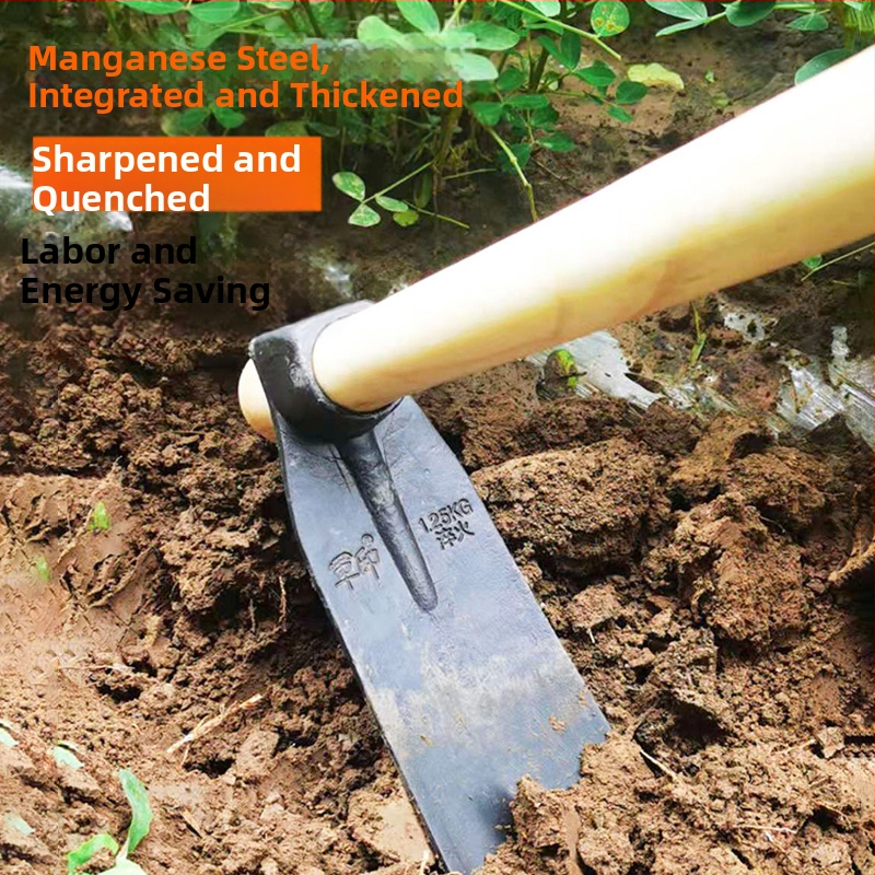 Sodo kaltas motyka plevelėms, daržovių augimui ir dirvos purninimui – kasimas ir purenimas