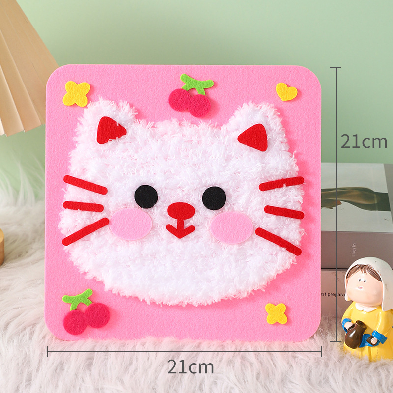 Rankų darbo DIY siuvimo rinkinys vaikams – audinys, animacinės mergaitės tema, edukacinis žaislas, amžius 4–6 metai