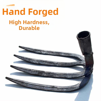 Keturių dantų kaltas plieninis grėblys daržo žemei laisvinti ir daržininkystei