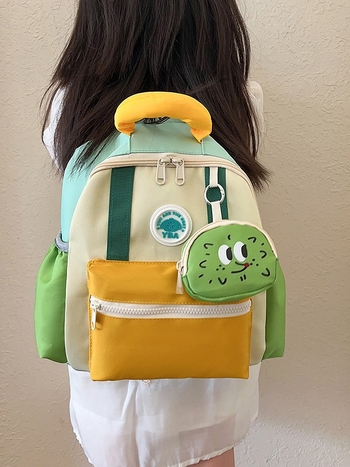 Jauns bērnudārza mugursoma, neilons, elpojoša un ārkārtīgi viegla, ar gaisa spilvena plecu siksnām, poliestera oderes, burta raksts