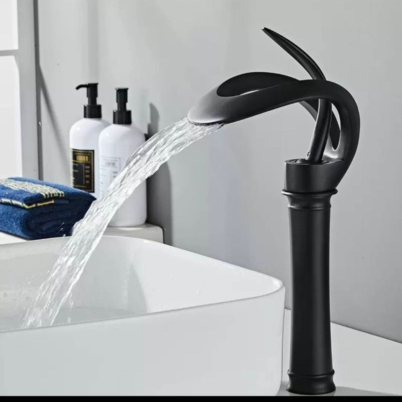 Vario karšto ir šalto vandens maišytuvas plautuvei, vieno skylės montavimas, keraminių vožtuvo korpusas, elektroplatinė apdaila