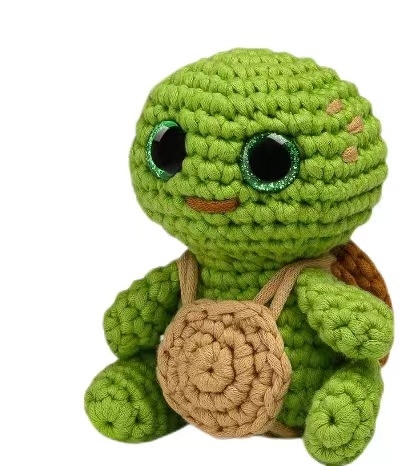 Rinkinys megzti gyvūnėliams su vilnos siūlais – pusiau verptas, susukti siūlai, pieno medvilnė