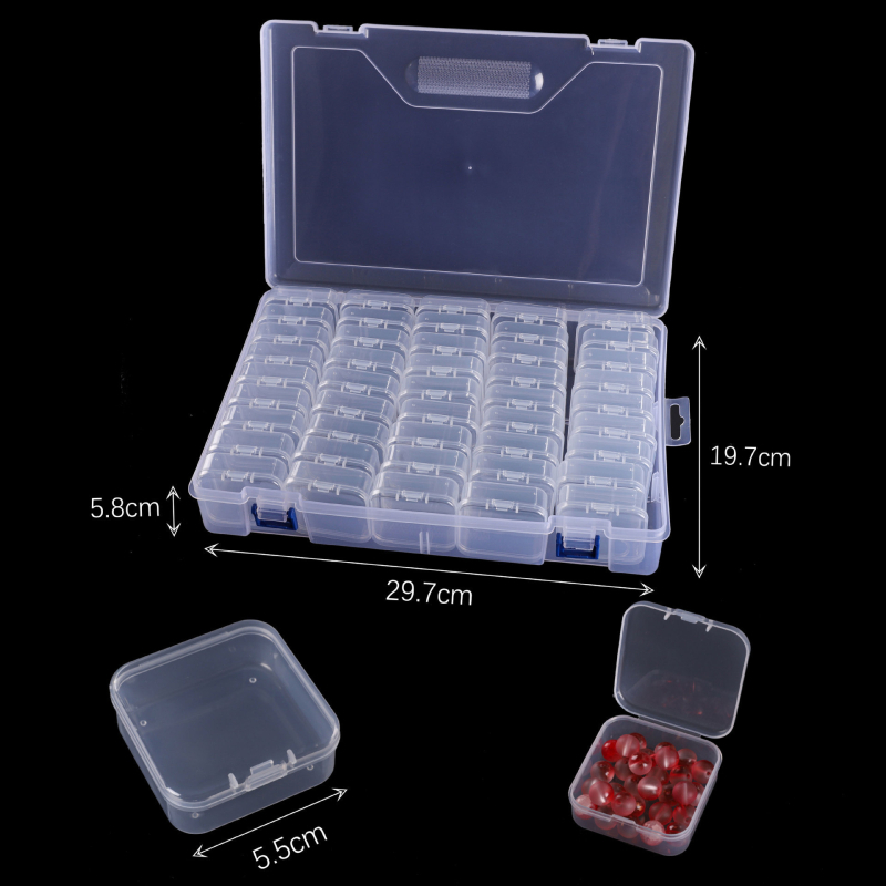 Skaidra plastikinė daugiasluoksnė papuošalų laikymo dėžutė su nuimamomis skyrimis ausims ir žiedams