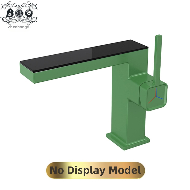 Maišytuvo praustuvas su skaitmeniniu ekranu, varinis korpusas, modelis M65, keraminio disko vožtuvas