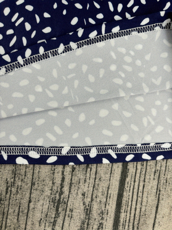 Мини пола с прав силует и принт на точки, PVC плат, Пролет 2025